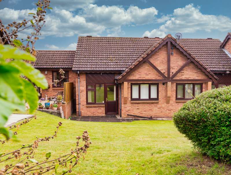 1 Bedroom Property For Sale In Westland Gardens, Stourbridge, DY8