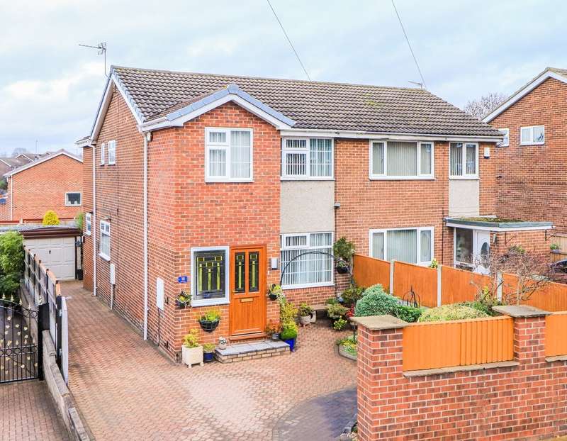 4 Bedroom SemiDetached House For Sale In Shay Lane, Crofton, Wakefield