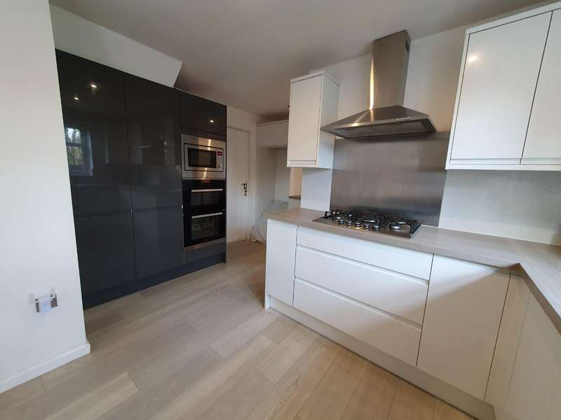 4 Bedroom Detached House For Sale In Hepworth Road, Binley, Coventry