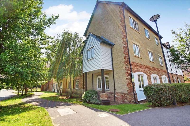 2 Bedroom Flat For Sale In Maybold Crescent, Swindon, Wiltshire, SN25
