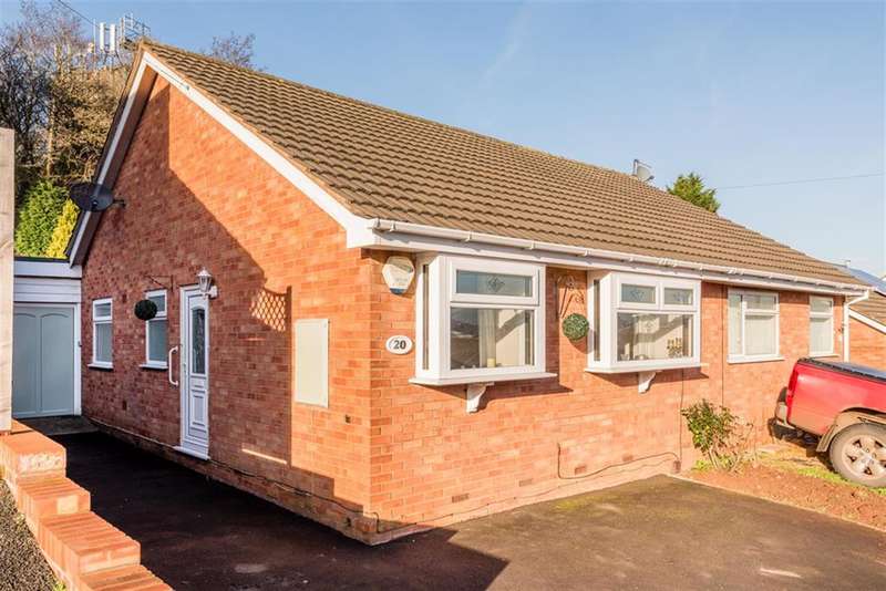 2 Bedroom Bungalow For Sale In Ragees Road, Kingswinford, DY6 2 Bedroom Bungalow For Sale In Ragees Road, Kingswinford, DY6