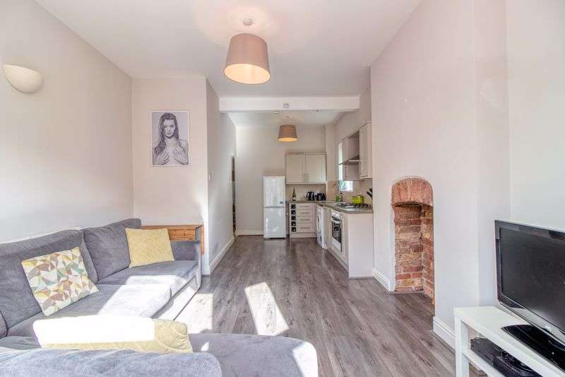 1 Bedroom Property For Sale In Beatrice Avenue, London, SW16