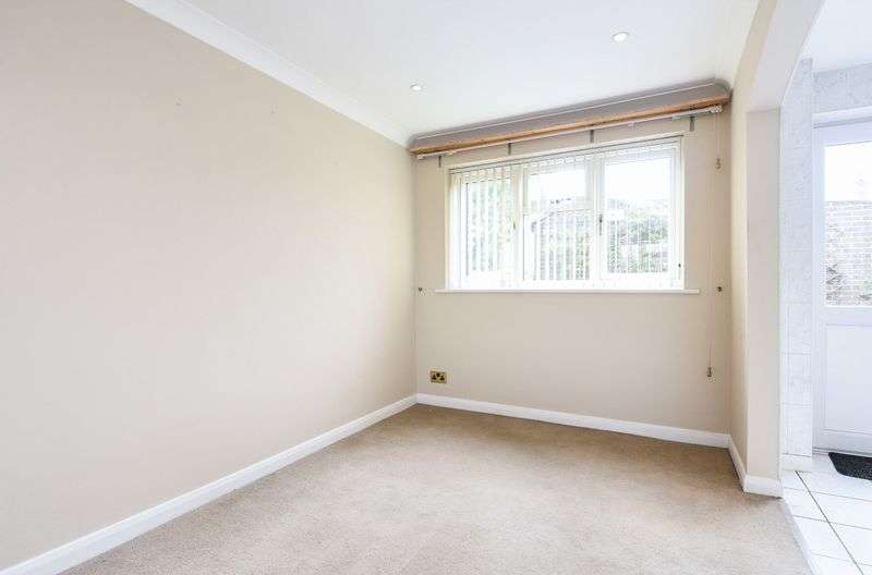 2 Bedroom Property To Rent In Station Road, Blackthorn, Bicester, OX25