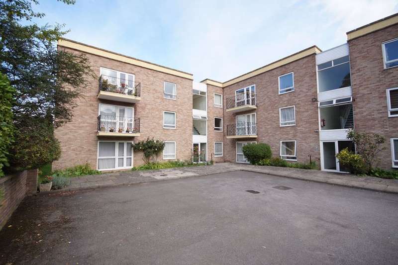 2 Bedroom Flat To Rent In Christchurch GL50