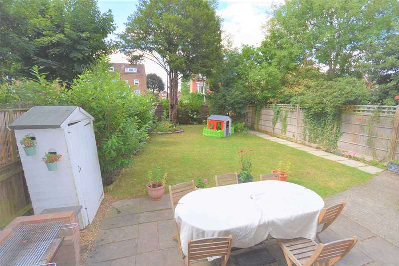 2 Bedroom Apartment For Sale In Coniston Close, Chiswick, W4