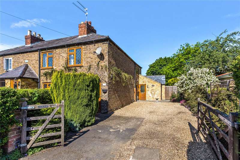 3 Bedroom Semi Detached House For Sale In Stratton Cottages, Fifield