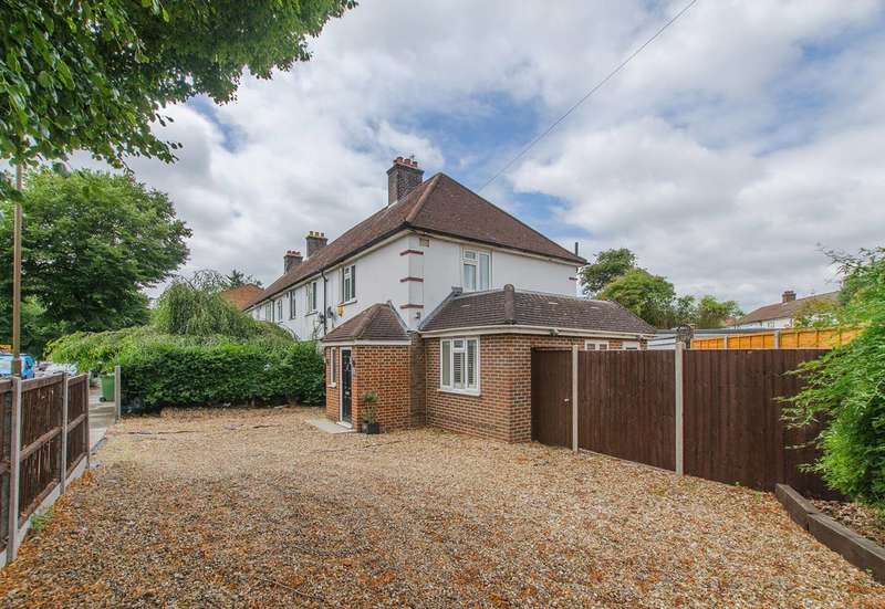 4 Bedroom House For Sale In Charlton Park Lane, Charlton, SE7
