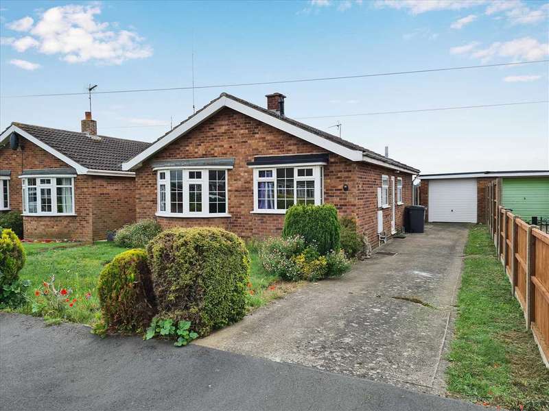 3 Bedroom Detached Bungalow For Sale In Moor Park, Ruskington, NG34