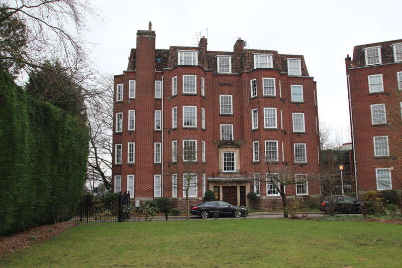 2 Bedroom Flat For Sale In Hagley Road, Birmingham, B16
