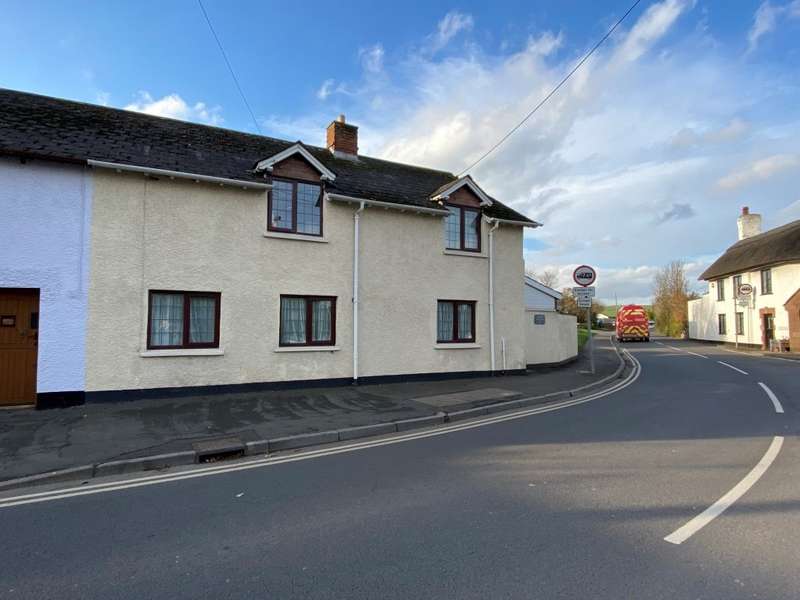 4 Bedroom Detached House For Sale In North Street, Williton, Taunton, TA4