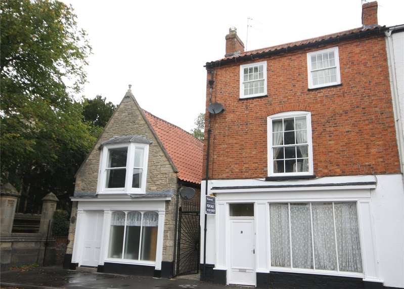 Flat For Sale In Eastgate, Sleaford, Lincolnshire, NG34