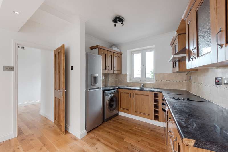 1 Bedroom Flat For Sale In Longbridge Road, Dagenham, RM8