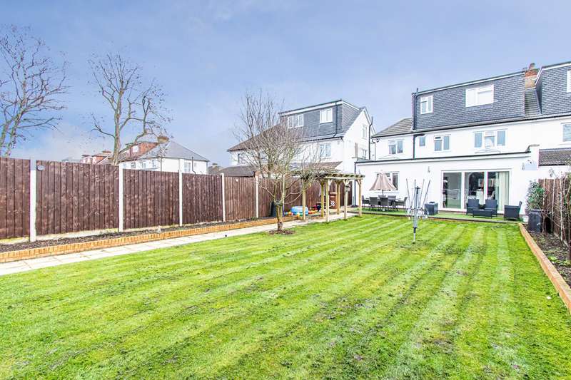 7 Bedroom Property For Sale In Headstone Lane, Harrow, HA2