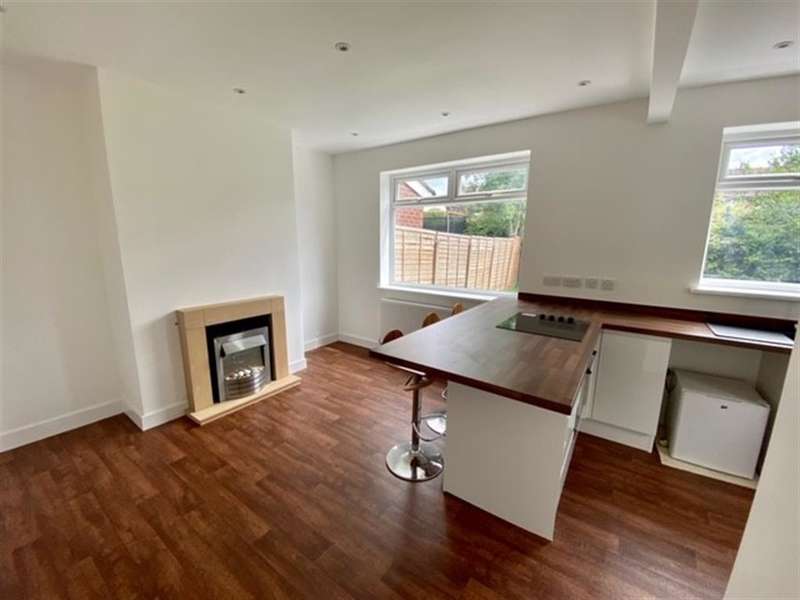 3 Bedroom Semi Detached For Sale In Cheetham Hill Road, Dukinfield, SK16