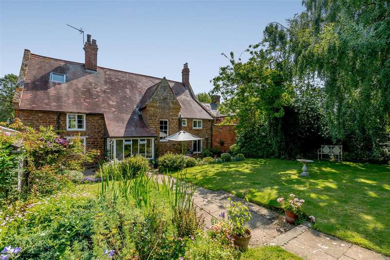5 Bedroom House For Sale In High Street, Yelvertoft, Northampton