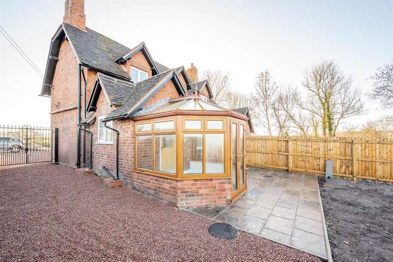 3 Bedroom Cottage House For Sale In Ashwood Cottages, Doctors Lane