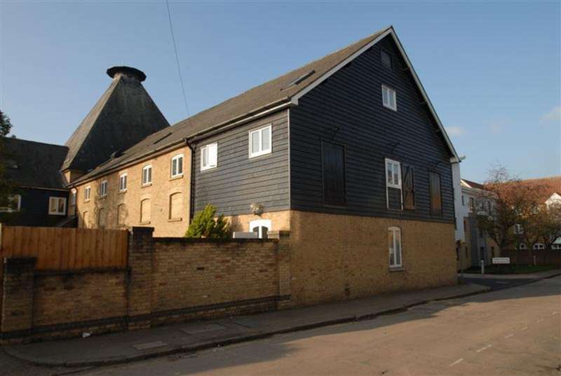 1 Bedroom Flat To Rent In Priory Street, Hertford, SG14