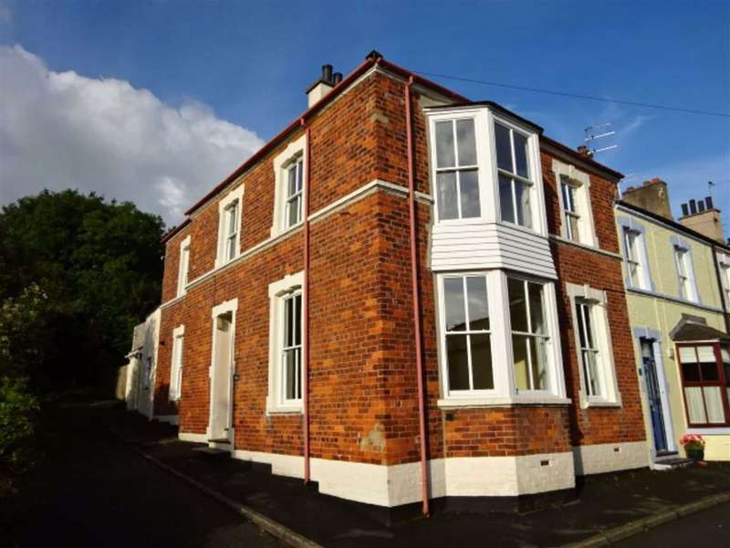 5 Bedroom houses for sale in Menai Suspension Bridge