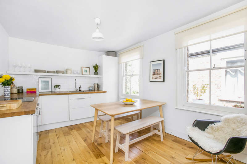 1 Bedroom Flat For Sale In Shakespeare Road, Herne Hill, SE24