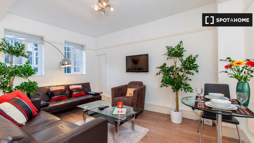 1 Bedroom Flat To Rent In Flat 4, 1 Widegate St, Spitalfields,, E1