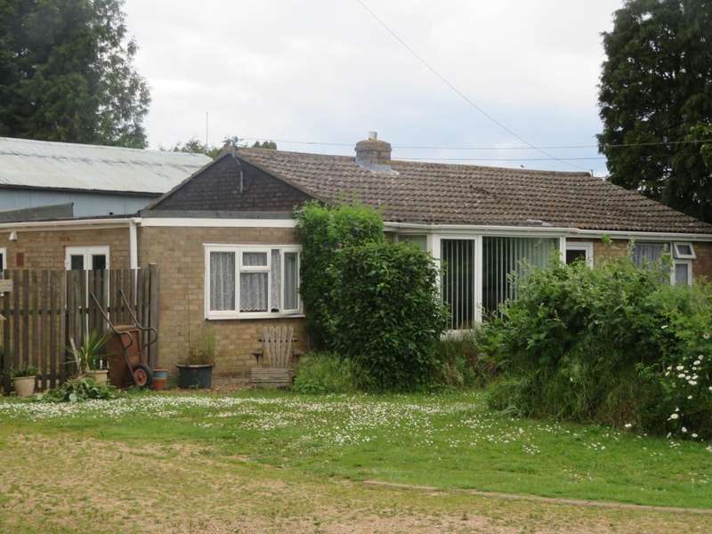Houses for sale & to rent in PE12 8RH, Fox Heading Lane, Whaplode And