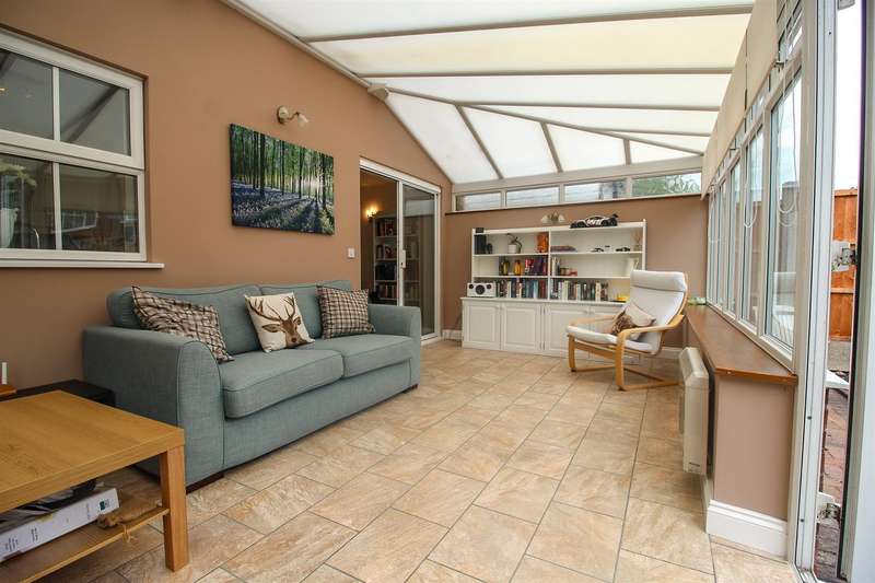 3 Bedroom Semi Detached For Sale In Maisemore Close, Redditch, B98