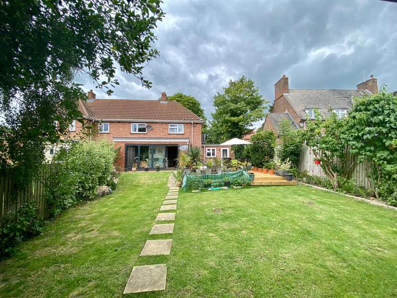 4 Bedroom SemiDetached House For Sale In Blackberry Lane, Potterne