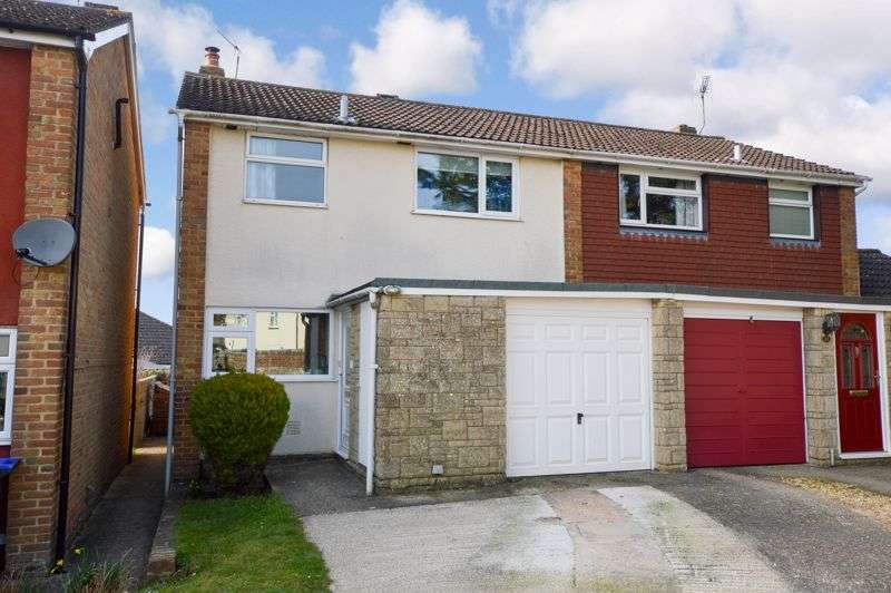 3 Bedroom Property For Sale In Alexandra Close, Salisbury ** Video Tour