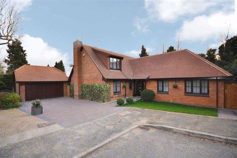 4 Bedroom Detached House For Sale In Dingle Close, Arkley