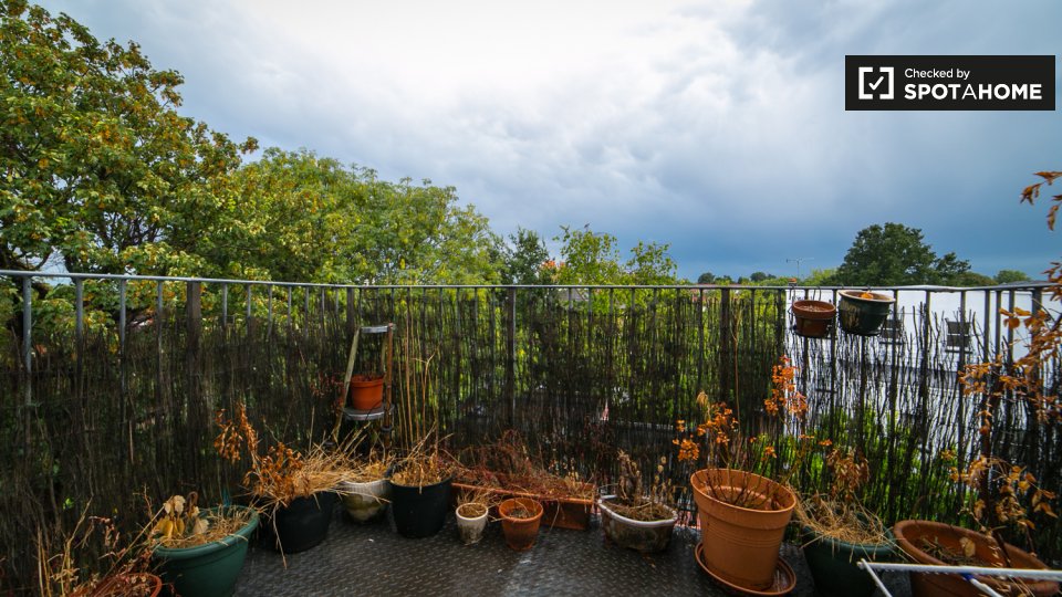 1 Bedroom Flat To Rent In Dartmouth Rd, Forest Hill, London SE 3HN, UK, SE23