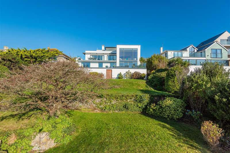 5 Bedroom Detached House For Sale In Pentire Crescent, Newquay, TR7