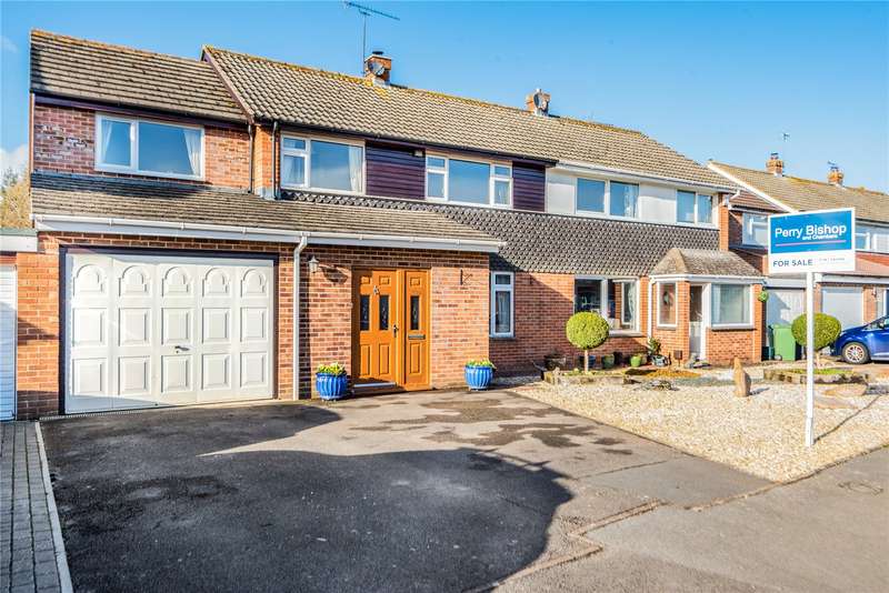 4 Bedroom House For Sale In Charlbury Road, Shrivenham, Oxfordshire, SN6