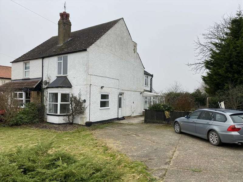 3 Bedroom Semi Detached House To Rent In Hale Road, Heckington