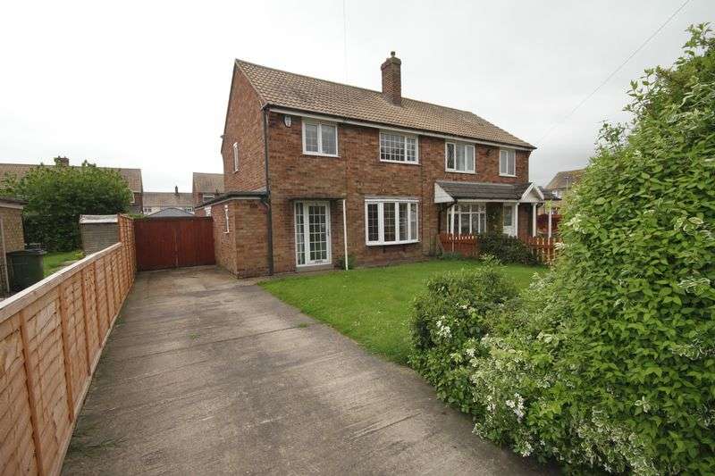 3 Bedroom Property For Sale In Brewster Avenue, Immingham, DN40