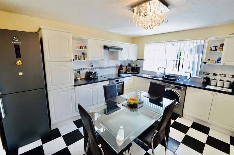 3 Bedroom Terraced House For Sale In Alison Walk, St Anns, Nottingham, NG3