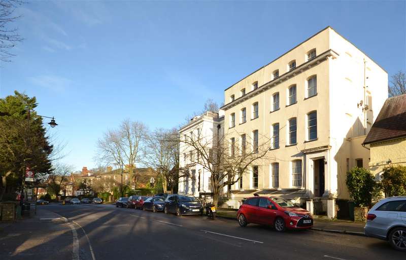 2 Bedroom Apartment Flat For Sale In Edgehill House, London Road