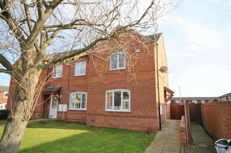 3 Bedroom Property To Rent In Roseveare Avenue, Grimsby, DN31