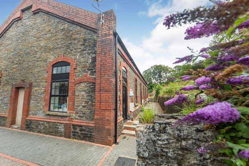 2 Bedroom Link Detached House For Sale In Penallta Road, Ystrad Mynach