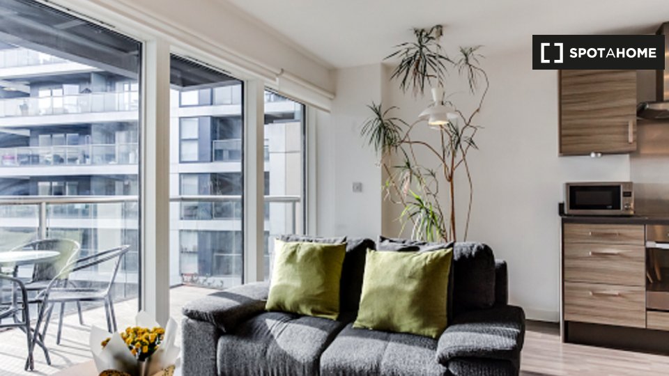 1 Bedroom Flat To Rent In Pear Tree St, EC1V