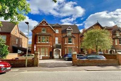 1 Bedroom Flat To Rent In Lansdowne Road, MK40