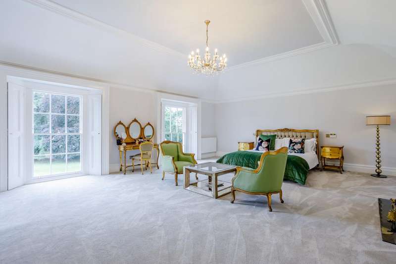 5 Bedroom Home For Sale In Station Road, Blunham, Bedford, Bedfordshire