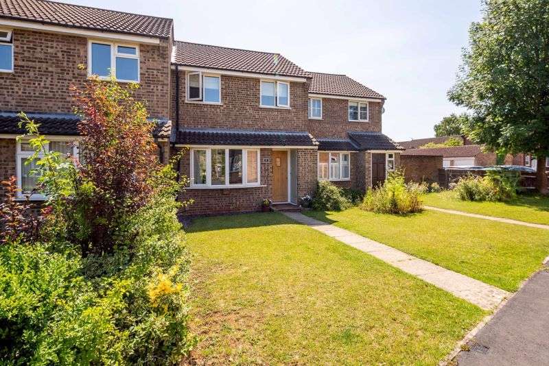 3 Bedroom Property For Sale In Shannon Road, Bicester, OX26