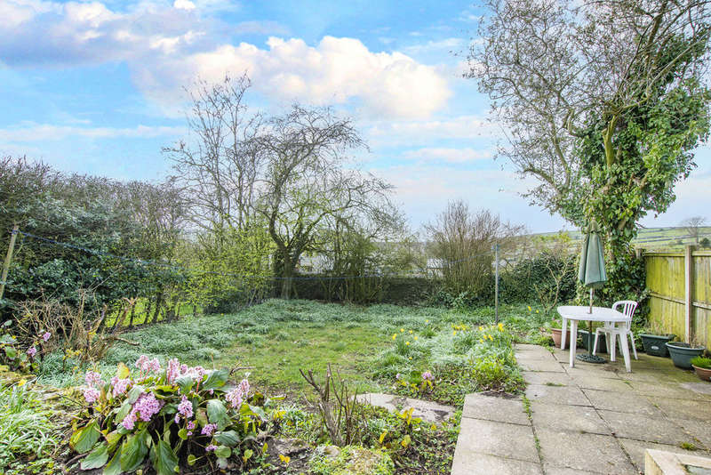 4 Bedroom SemiDetached House For Sale In Over Haddon, Bakewell, DE45