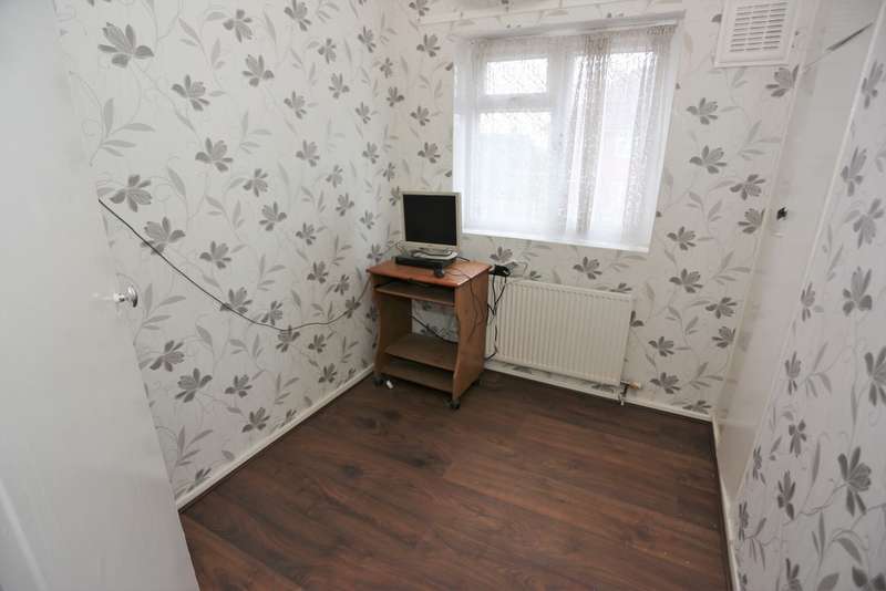 3 Bedroom House To Rent Leeds Ls10