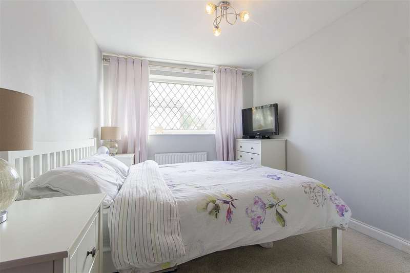 3 Bedroom SemiDetached House For Sale In Dale Bank Crescent, New