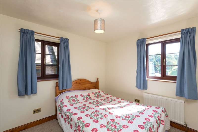 6 Bedroom Detached House For Sale In The Bank House, 1314 Bourton