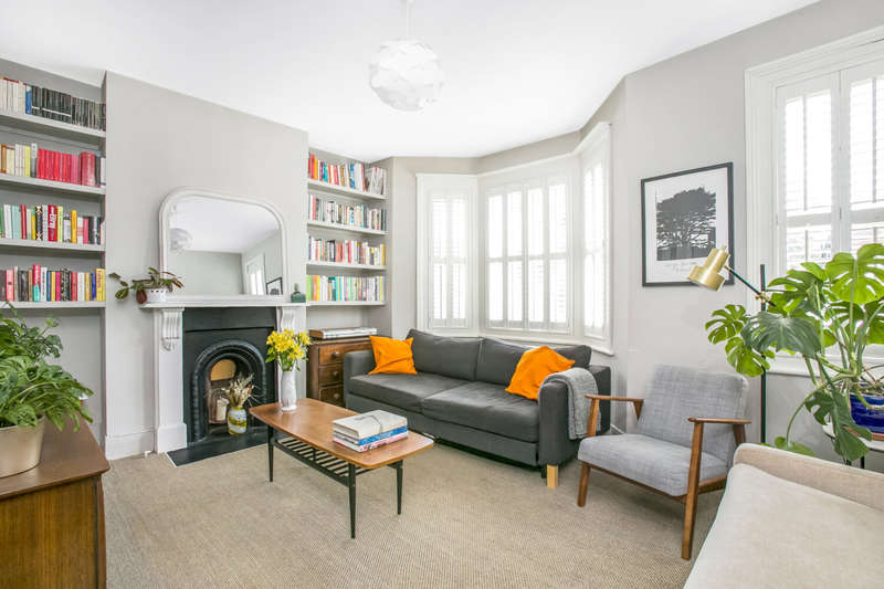 1 Bedroom Flat For Sale In Shakespeare Road, Herne Hill, SE24