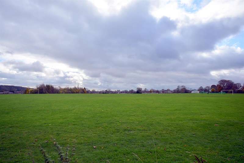 3 Bedroom Terraced House For Sale In Highfield Lane, Chesterfield, S41