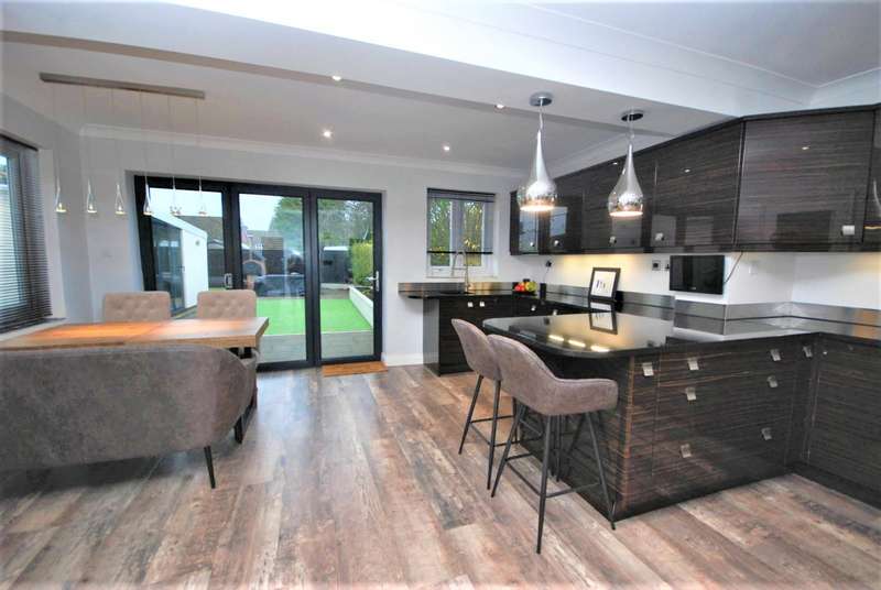 3 Bedroom Bungalow For Sale In East Boldon Road, Cleadon, SR6