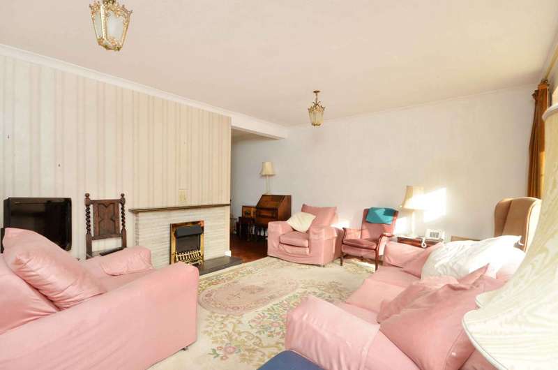 3 Bedroom House To Rent In Triggs Close, Woking, GU22